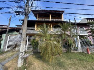 Casa · 360m² · 4 Quartos · 4 Vagas · Valqueire, CASA triplex, 4 quartos 2 suites, piscina
