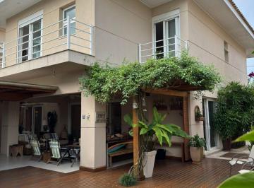 Casa de 6 quartos, São Sebastião · Casa de Alto Padrão na Praia da Baleia – 6 Suítes, Piscina Privativa 