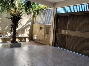 Casa de 3 quartos, Piracicaba · Casa a venda na cidade de Piracicaba