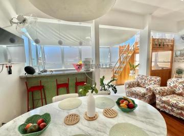 Apartamento · 200m² · 3 Quartos · 1 Vaga · Locação de Cobertura em Ipanema: 3 Dormitórios por R$17.000