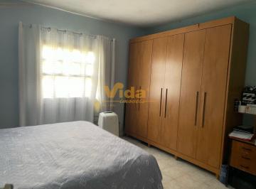 Casa · 150m² · 3 Quartos · 4 Vagas · Casa á venda, Km 18, 03 quartos.