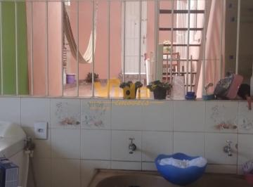 Casa · 196m² · 3 Quartos · 3 Vagas · Casa à venda em Vila Yolanda com 3 quartos -  Osasco