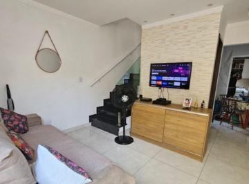 Casa de 2 quartos, Praia Grande · Casa de condomínio na Aviação, zona 1!