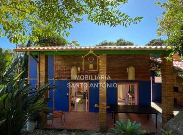 Casa · 115m² · 2 Quartos · 2 Vagas · Um refúgio em meio a natureza na Ponta do Sambaqui.