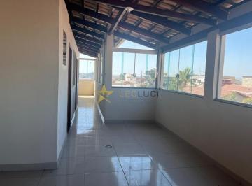 Casa · 230m² · 5 Quartos · 2 Vagas · EXCELENTE CASA GEMINADA NO BAIRRO NITERÓI
