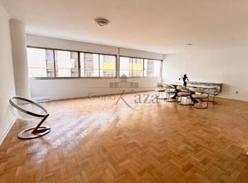 Apartamento · 240m² · 4 Quartos · 2 Vagas · Apartamento - Higienópolis - 4 Dormitórios - 240m².