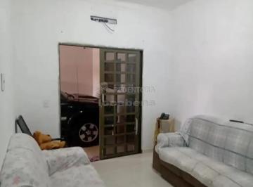 Casa · 200m² · 2 Quartos · 2 Vagas · Jd. Antonieta - Casa com 2 dormitórios em vizinhança tranquila