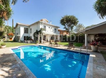 Casa · 515m² · 5 Quartos · 3 Vagas · Sobrado á Venda na Granja Julieta com 515m², 5 quartos sendo 3 suítes, 3 vagas.