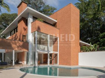 Casa · 1300m² · 5 Quartos · 9 Vagas · Excelente Casa - 1300m2 Construção - 3000m2 de Terreno