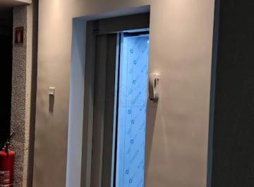 Apartamento · 48m² · 2 Quartos · 1 Vaga · Apartamento à Venda na Vila Vitória - 48 m² - 2 Vagas - 2 Dormitórios - Elevador