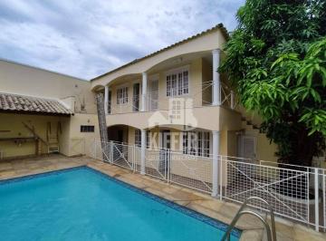 CASA SÃO FRANCISCO · Casa de Alto Padrão em São Francisco | 3 Suítes, Piscina e Sauna