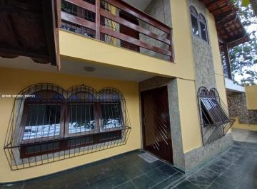202406071137459314.jpg · Casa para Venda em Macaé, Visconde de Araújo, 5 dormitórios, 1 suíte, 4 banheiros, 2 vagas