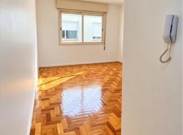 Halll Entrada apto. · Oportunidade na Cidade Baixa | 1 Dormitório | Churrasqueira.