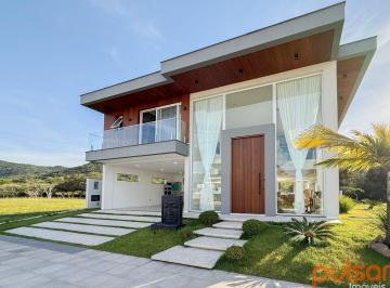 Casa · 411m² · 5 Quartos · 2 Vagas · Casa em Condomínio Ratones Florianópolis