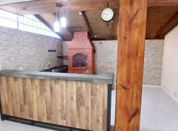 Casa de 4 quartos, Florianópolis · VENDO 2 CASAS COM PREÇO DE 1  PRAIA INGLESES