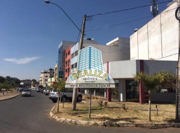 resSU1HXzQyNjIuSlBH647de41a6092f.JPG · LOJA FRENTE PARA A PISTA LOCALIZAÇÃO SUPER PRIVILEGIADA COM 37m² de área construída Guara II