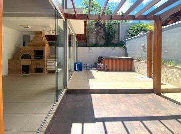 Casa · 250m² · 3 Quartos · 2 Vagas · Casa à venda e para alugar com Jacuzzi, churrasqueira, 3 suítes em Campinas/SP
