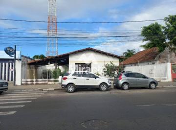Casa Para Vender com 4 quartos no bairro Centro em Feira De Santana · Casa Para Vender com 4 quartos no bairro Centro em Feira De Santana