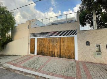 Casa · 350m² · 3 Quartos · 2 Vagas · Luxo e Conforto em Parque Campolim - Sorocaba