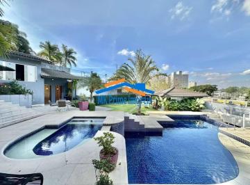 Casa · 711m² · 4 Quartos · 7 Vagas · Fazendinha - Ótima! 4ste, gourmet, piscina, escritório, academia e salão!