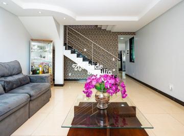 Casa · 200m² · 4 Quartos · 5 Vagas · QI 18 | Casa Sobrado com 4 quartos - sendo 3 suítes - varanda - 5 vagas - aceita financiamento - Gua