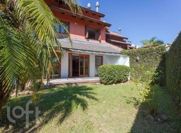 https:__pui.loft.com.br_listings_a365b15c-0e00-4cd3-a7d2-ec7dbf6bb60f_photos_f4e17470?preset=desktop · Casa de 4 dormitórios no Três Figueiras.