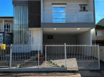 202605191419084439.jpg · Casa para Venda em São José, Praia Comprida, 3 dormitórios, 1 suíte, 3 banheiros, 2 vagas