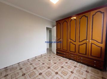 22846_iI69rT1n1f3uv_2284668307dbea6caa.jpg · Apartamento para alugar 2 quartos em frente a praia José Menino SP