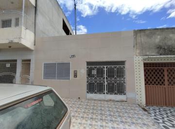 202510020927125213.jpeg · Casa para Venda em Paulo Afonso, Centro, 3 dormitórios, 1 suíte, 1 banheiro, 1 vaga