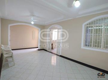 Casa · 328m² · 4 Quartos · 4 Vagas · Casa com 4 quartos e piscina no bairro Áreas 