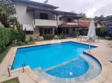 Casa · 425m² · 3 Quartos · 3 Vagas · Casa duplex com 3 suítes e vaga para 3 carros em condomínio de alto padrão em Niterói.