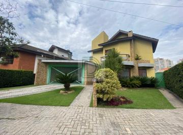 Casa · 310m² · 3 Quartos · 4 Vagas · Residência à Venda no Parque dos Príncipes - 500 m² de Terreno