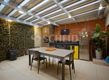 Casa · 180m² · 3 Quartos · 2 Vagas · Sobrado a venda , 3 dormitórios sendo 1 suíte e 2 vagas a venda na Vila Alexandria