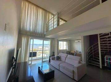 c2b5a94fa41c689a78ac4cce70f66af980530df7 · À venda | Sacada com Vista Mar, Duplex, 96 m² e 1 vaga de garagem - Barreiros, em São José.
