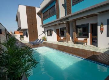 Apartamento · 52m² · 2 Quartos · 1 Vaga · Apartamento em Garopaba