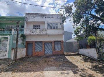 Casa · 215m² · 3 Quartos · 6 Vagas · Casa /Sobrado  com apartamento e loja, estacionamento, a venda no Bairro Jardim Itu.  Lojão embaixo 