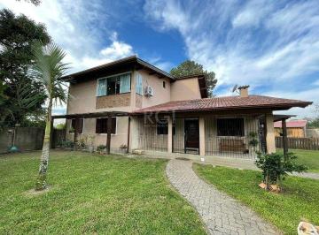 Rural · 358m² · 4 Quartos · 3 Vagas · Sítio em Martinica