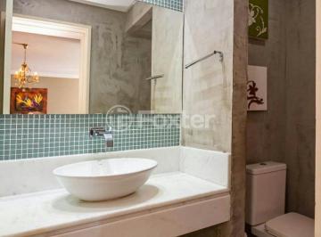 ceefb069 · Apartamento, 2 dormitórios, 81.44 m², em Centro