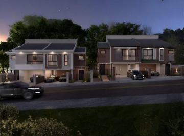 Casa · 240m² · 3 Quartos · 2 Vagas · Casa em , Pomerode/SC de 240m² 3 quartos à venda por R$ 1.250.000,00