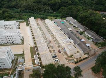 Casa · 110m² · 3 Quartos · 2 Vagas · Casa em Chácara Tropical (Caucaia do Alto), Cotia/SP de 110m² 3 quartos à venda por R$ 319.000,00