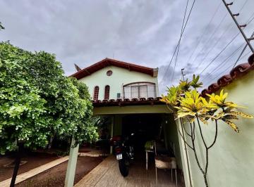 202411130128105592.JPG · Casa para Venda em Vitória, Bairro República, 5 dormitórios, 1 suíte, 4 banheiros, 2 vagas