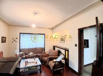 Casa · 329m² · 4 Quartos · 2 Vagas · Casa á venda com 650 m² de terreno, 4 quartos e 2 vagas, localizada no Pacaembu São Paulo