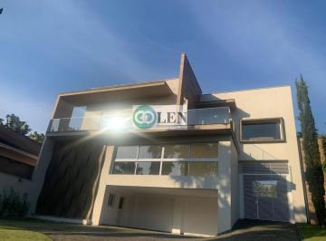 202511131947278231.jpeg · Casa em Condomínio para Venda em Arujá, Arujazinho I, II e III, 4 dormitórios, 4 suítes, 7 banheiros