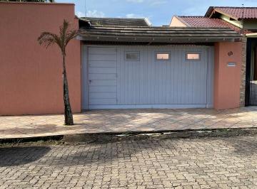 Casa · 202m² · 3 Quartos · 3 Vagas · Linda casa semimobiliada no Bairro 7 de Setembro