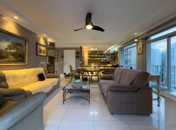 51b46a99dac98558f4b4a0dafee9d4305257a5e5 · Reformado | Vista mar | Sacada | 3 Dormitórios (1 Suíte) com 1 dependência, 1 vaga, Apartamento na P