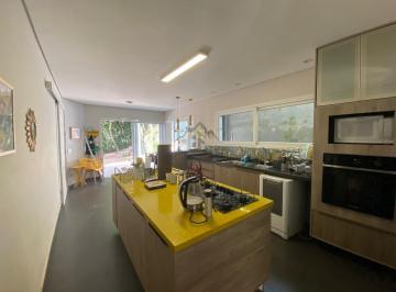 0 · Casa com 4 suítes no condomínio Alpes da Cantareira com vista inigualável.