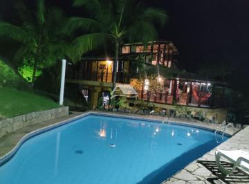Foto 32 · Aluguel de Casa de Ilhabela 7 Suítes, Banheira, Ar Condicionado, Piscina, Cachoeira