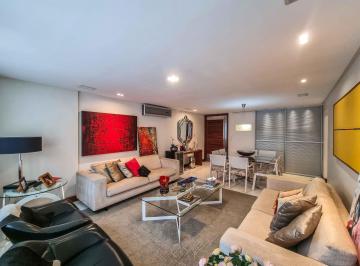 Apartamento de 3 quartos, Brasília · SQN 111 - Asa Norte , 3 quartos sendo 2 suites , armarios , 1 vaga de garagem