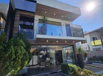 Foto 01 · Casa Belíssima Moderna 4/3 suites - Impecável - atras da Unime