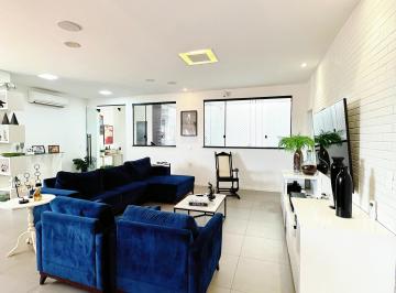 Casa de 3 quartos, Fortaleza · Casa de alto padrão na Cidade dos Funcionários de 1.15 M por 980 mil.